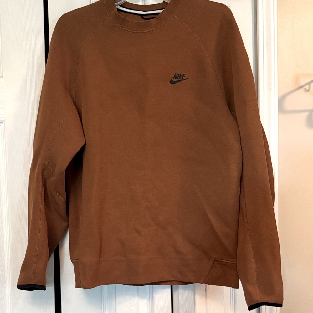 Nike Men's Tan Crewneck Sweater